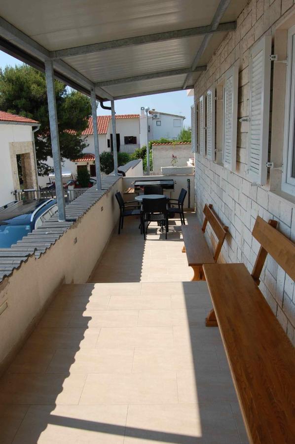 Apartments Villa Sibenik Primosten Exterior photo